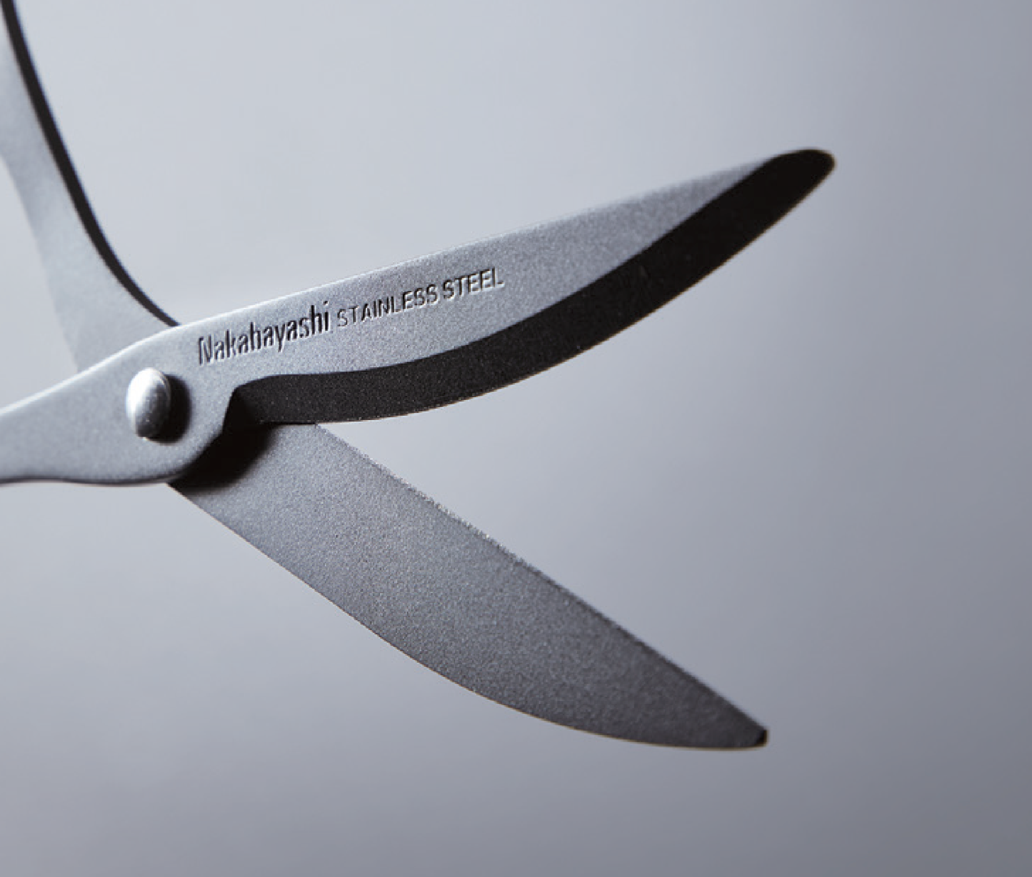 Hikigiri Slim Scissors for Delicate Cutting Dark Gray