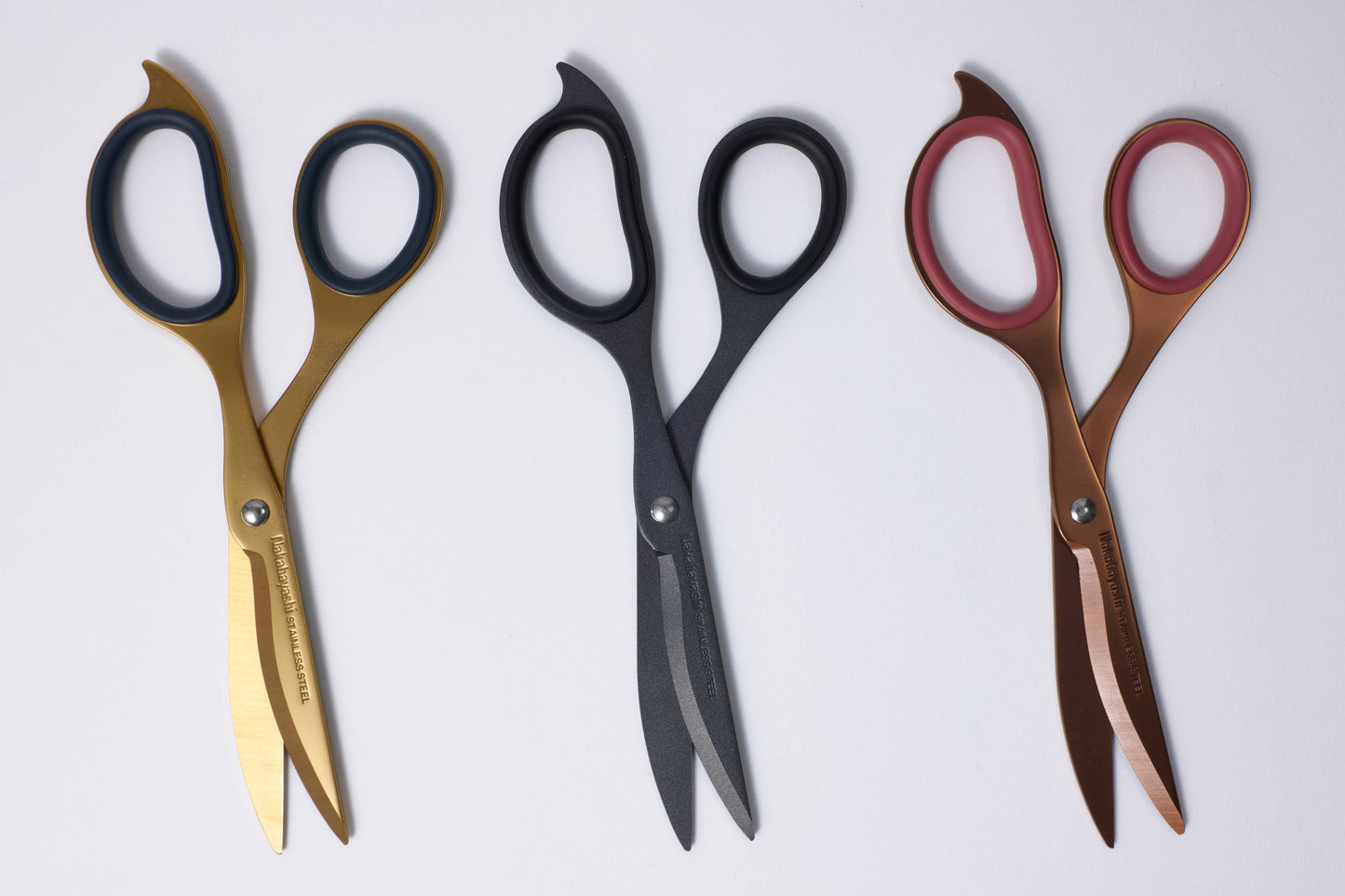 Hikigiri Slim Scissors for Delicate Cutting Titanium PINK
