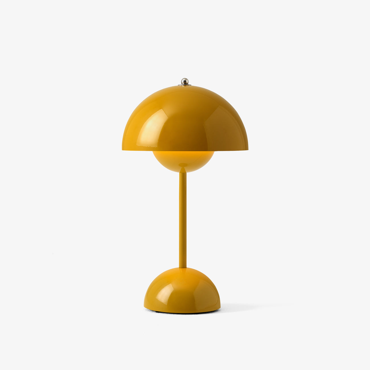 &Tradition - Flowerpot Portable Table Lamp