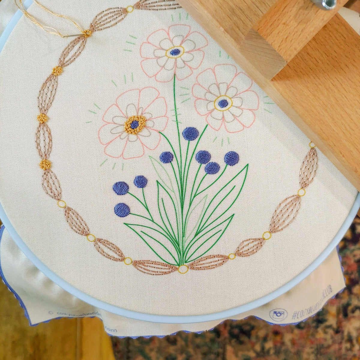 Cozy True Bloom Embroidery Kit
